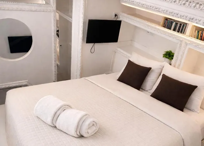 Condotti Loft - Center Апартаменты Рим